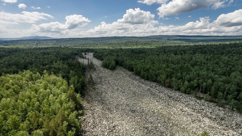 Большая Каменная река (координаты: 55.255969, 59.791781).