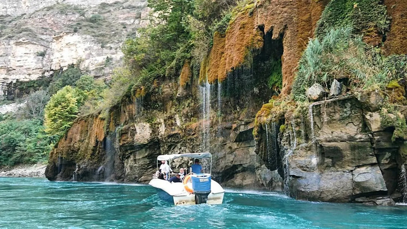 Посёлок Зубутли: прогулки на катере и водопады каньона