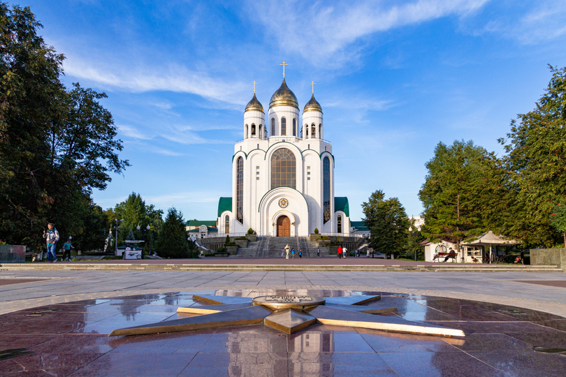 Площадь Победы и Храм Христа Спасителя