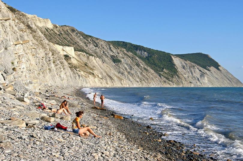 Дикий пляж в сторону Сукко