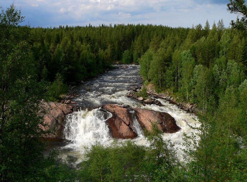 Водопад Черный Падун