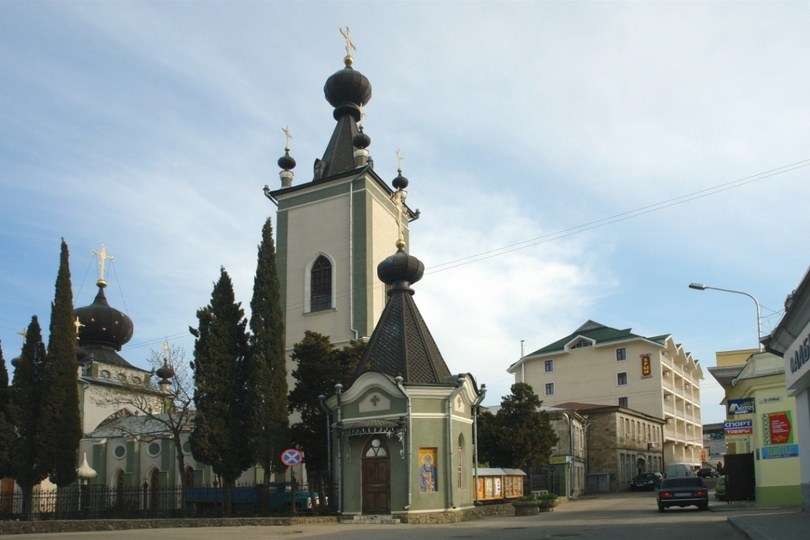 Храм Всех Крымских Святых и Феодора Стратилата