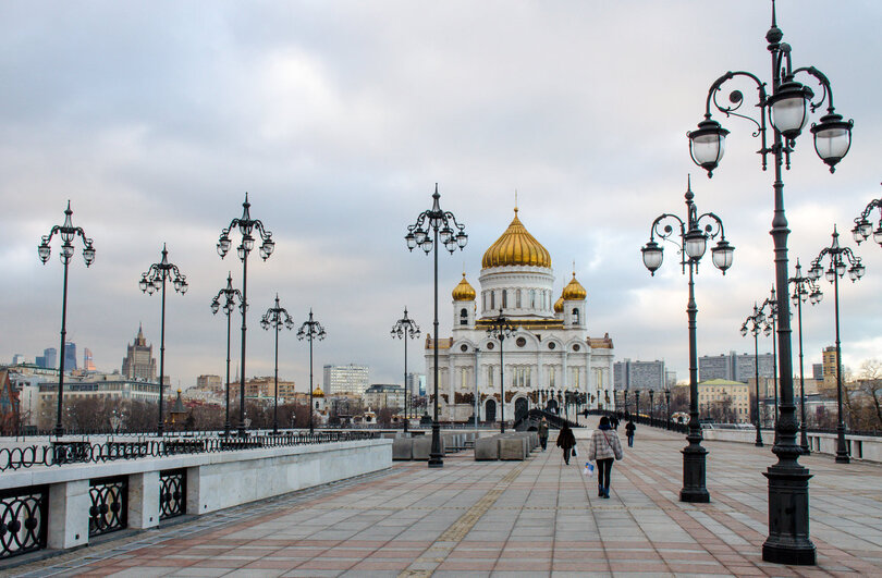 Патриарший мост.