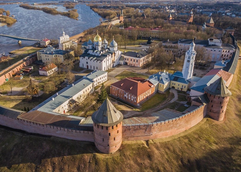 История построения Новгородского кремля